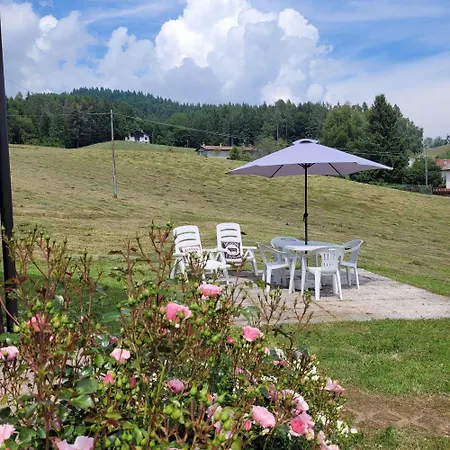 Cinque Abeti Agrialloggio Mountain Iseo Hospitality Bossico