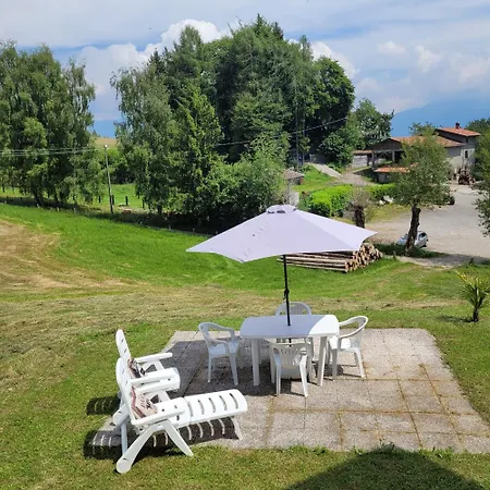 Cinque Abeti Agrialloggio Mountain Iseo Hospitality Bossico